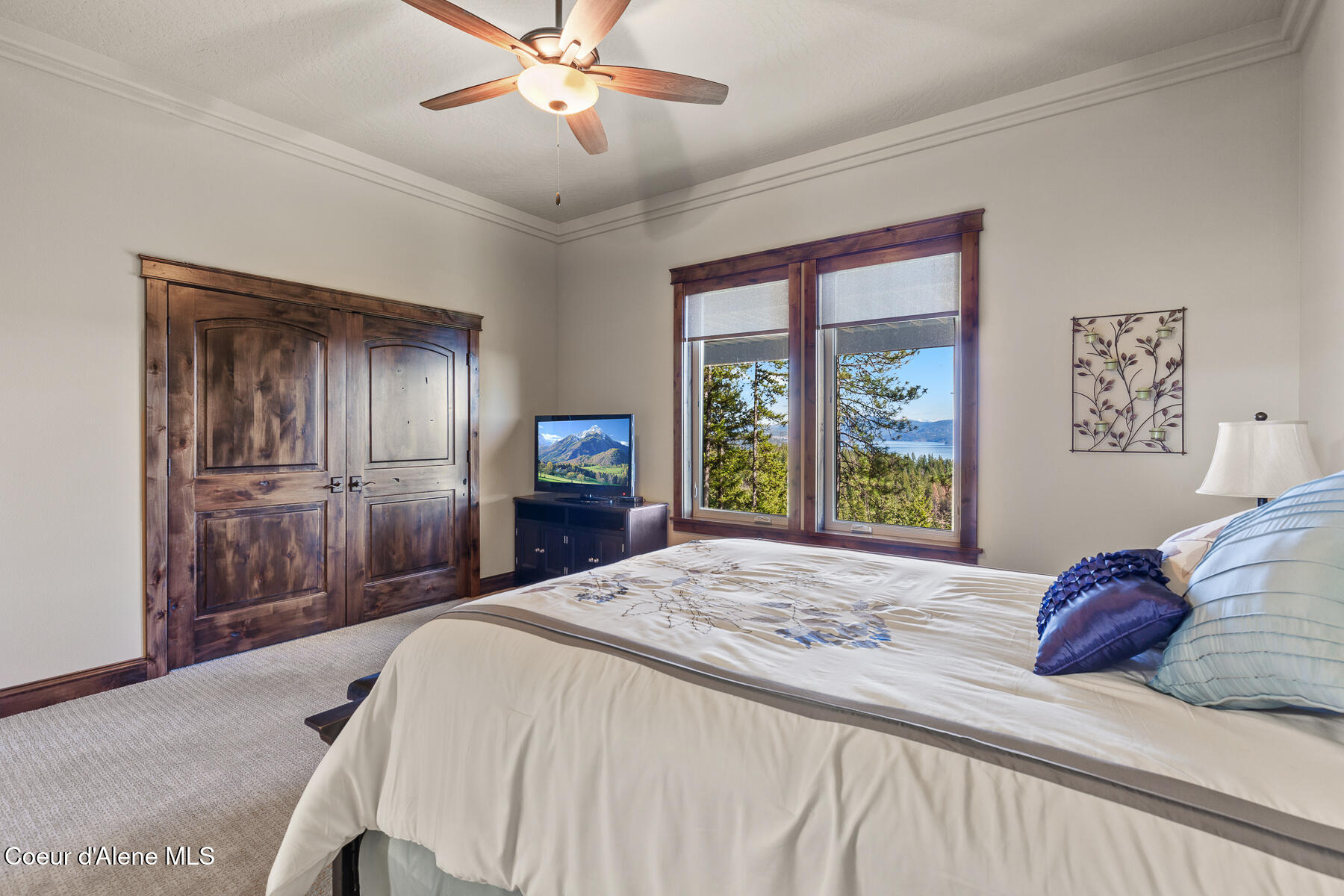 Coeur d'Alene, Idaho, 83814, United States, 5 Bedrooms Bedrooms, ,5 BathroomsBathrooms,Residential,For Sale,1763512