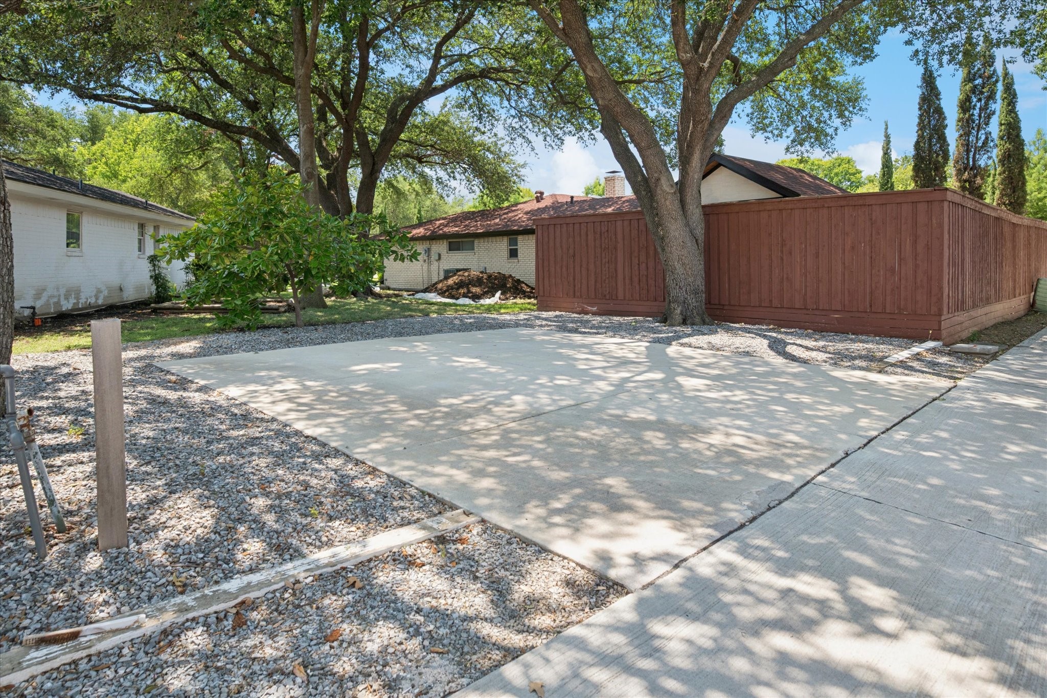 Plano, Texas, 75075, United States, 4 Bedrooms Bedrooms, ,3 BathroomsBathrooms,Residential,For Sale,1911874
