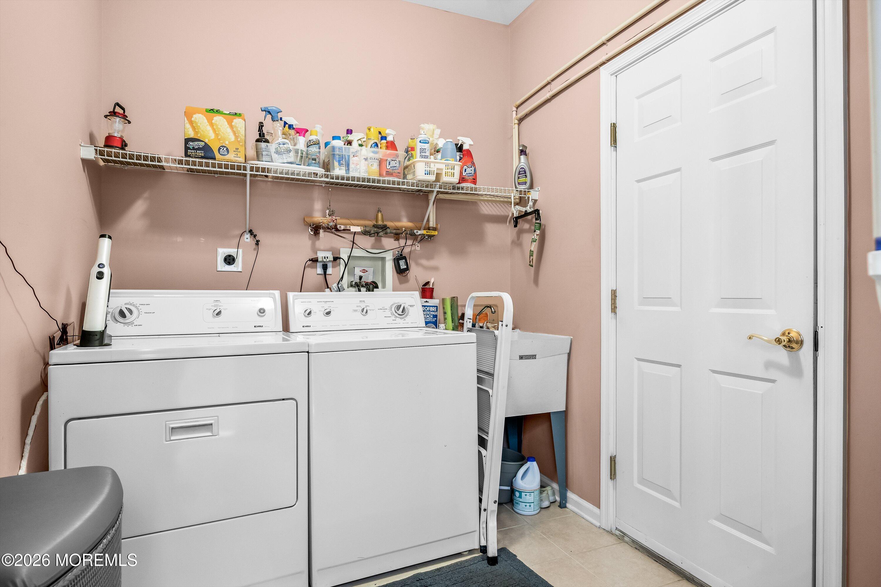 Monroe, New Jersey, 08831, United States, 2 Bedrooms Bedrooms, ,2 BathroomsBathrooms,Residential,For Sale,2034199