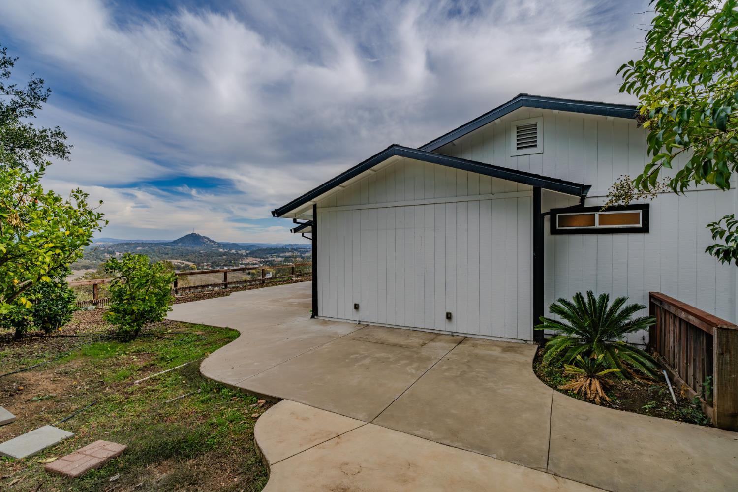 Jackson, California, 95642, United States, 3 Bedrooms Bedrooms, ,2 BathroomsBathrooms,Residential,For Sale,1992385