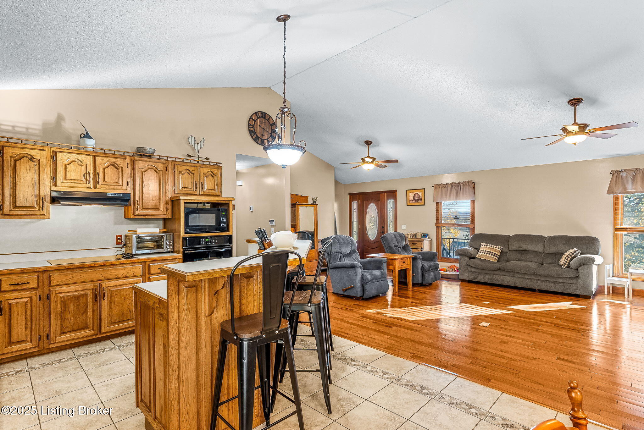 Boston, Kentucky, 40107, United States, 3 Bedrooms Bedrooms, ,2 BathroomsBathrooms,Residential,For Sale,1988918