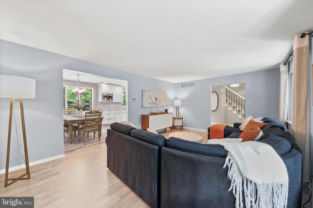 Medford, New Jersey, 08055, United States, 4 Bedrooms Bedrooms, ,3 BathroomsBathrooms,Residential,For Sale,1922039