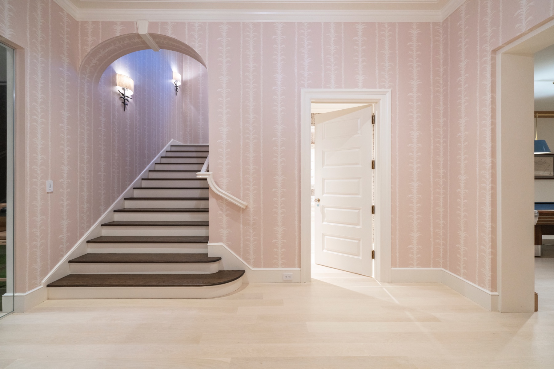  Timeless Southampton Estate: Modern Luxury & Classic Charm - 物件實景