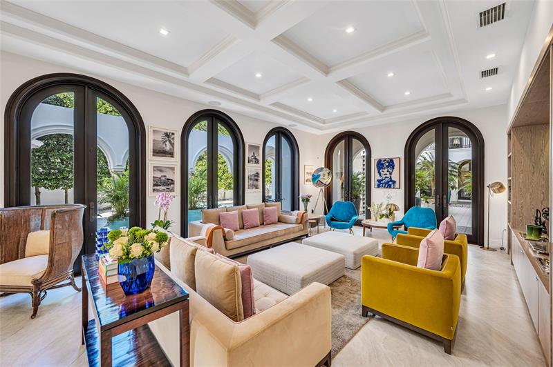 Miami, Florida, 33143, United States, 8 Bedrooms Bedrooms, ,10 BathroomsBathrooms,Residential,For Sale,1989350