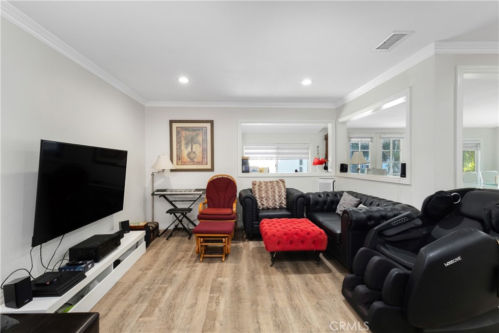 Hacienda Heights, California, 91745, United States, 4 Bedrooms Bedrooms, ,2 BathroomsBathrooms,Residential,For Sale,1989280