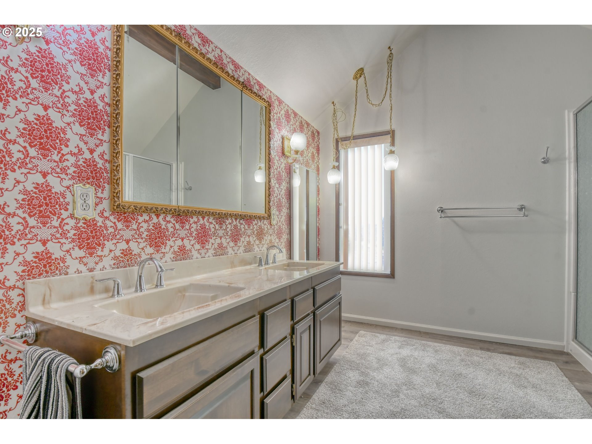 Pendleton, Oregon, 97801, United States, 4 Bedrooms Bedrooms, ,4 BathroomsBathrooms,Residential,For Sale,1995824