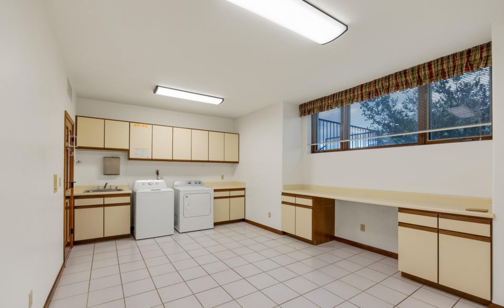  1710 E Calle de la Culebra, Tucson, AZ 85718 - 物件實景