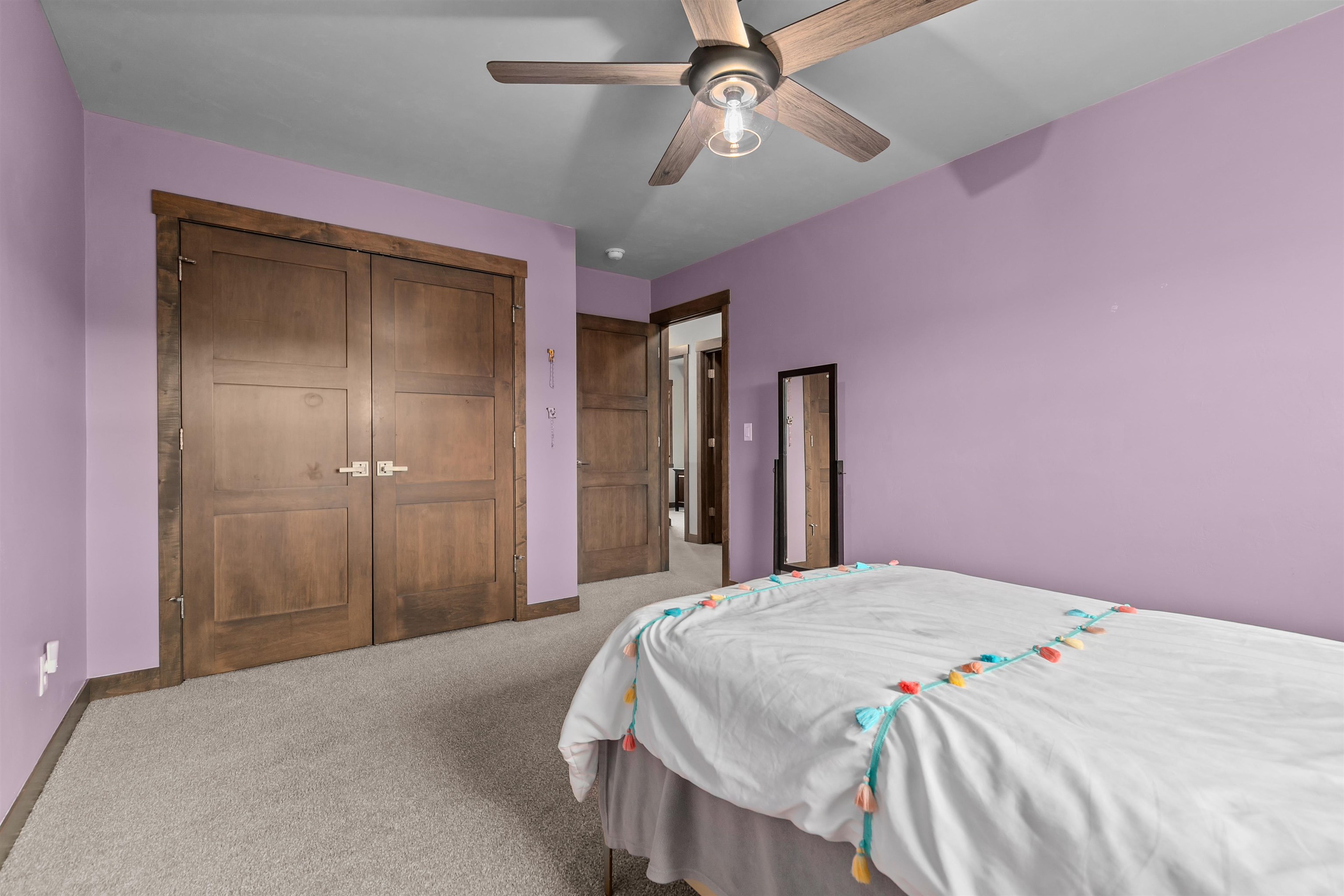 Appleton, Wisconsin, 54915, United States, 4 Bedrooms Bedrooms, ,4 BathroomsBathrooms,Residential,For Sale,1942939