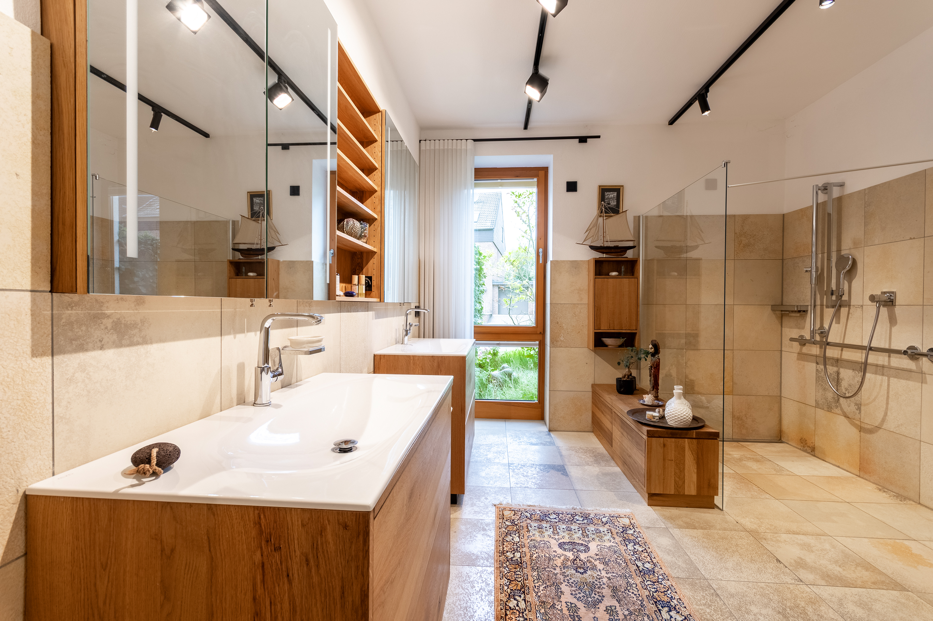  Eco-Conscious Living with Comfort: High-Quality Passive House with Elevator - 物件實景