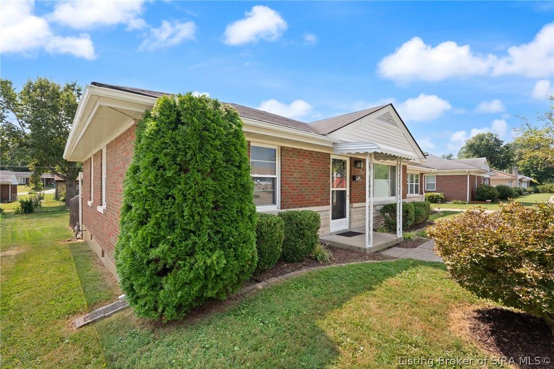Popp Ave, Sellersburg, IN 47172 #1