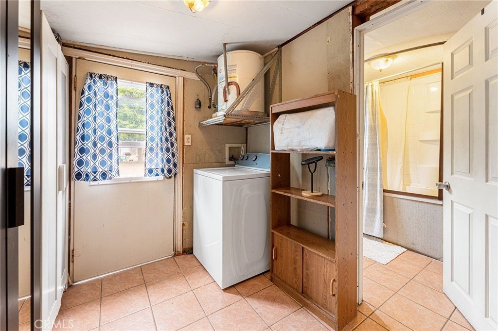 Upland, California, 91786, United States, 1 Bedroom Bedrooms, ,1 BathroomBathrooms,Residential,For Sale,1979720