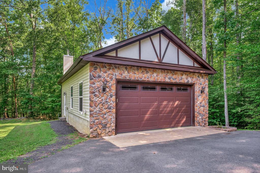 Woodbridge, Virginia, 22192, United States, 3 Bedrooms Bedrooms, ,3 BathroomsBathrooms,Residential,For Sale,1921378