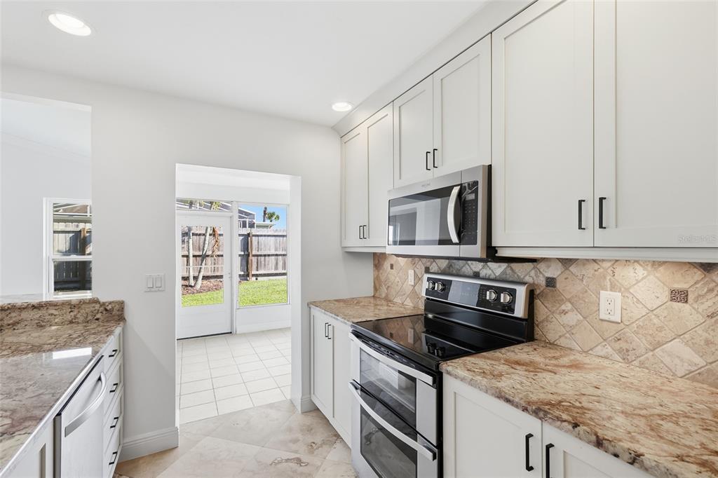 Sarasota, Florida, 34238, United States, 3 Bedrooms Bedrooms, ,2 BathroomsBathrooms,Residential,For Sale,1999159