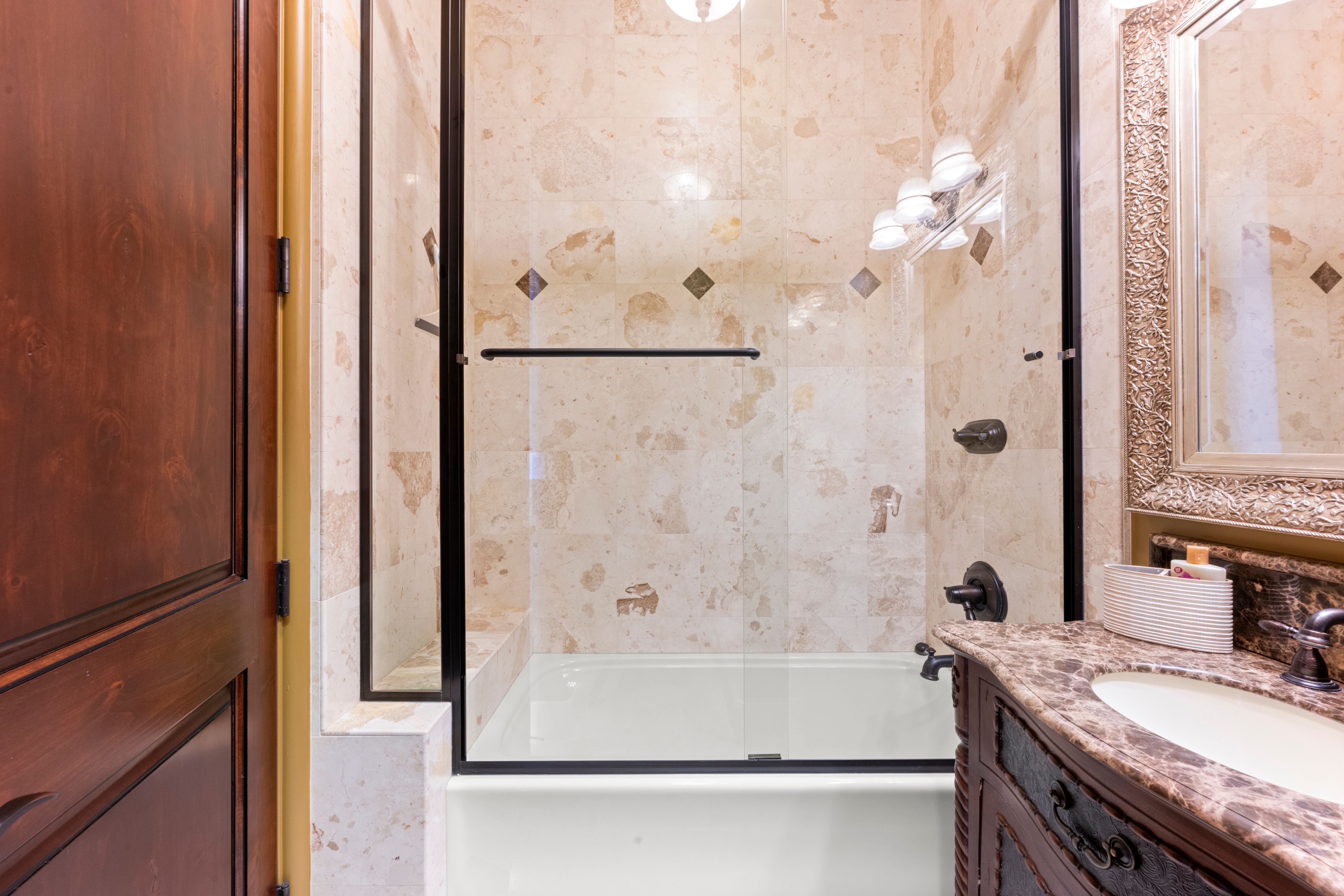  9220 Tuscany Oaks Court, Granite Bay, CA 95746 - 物件實景