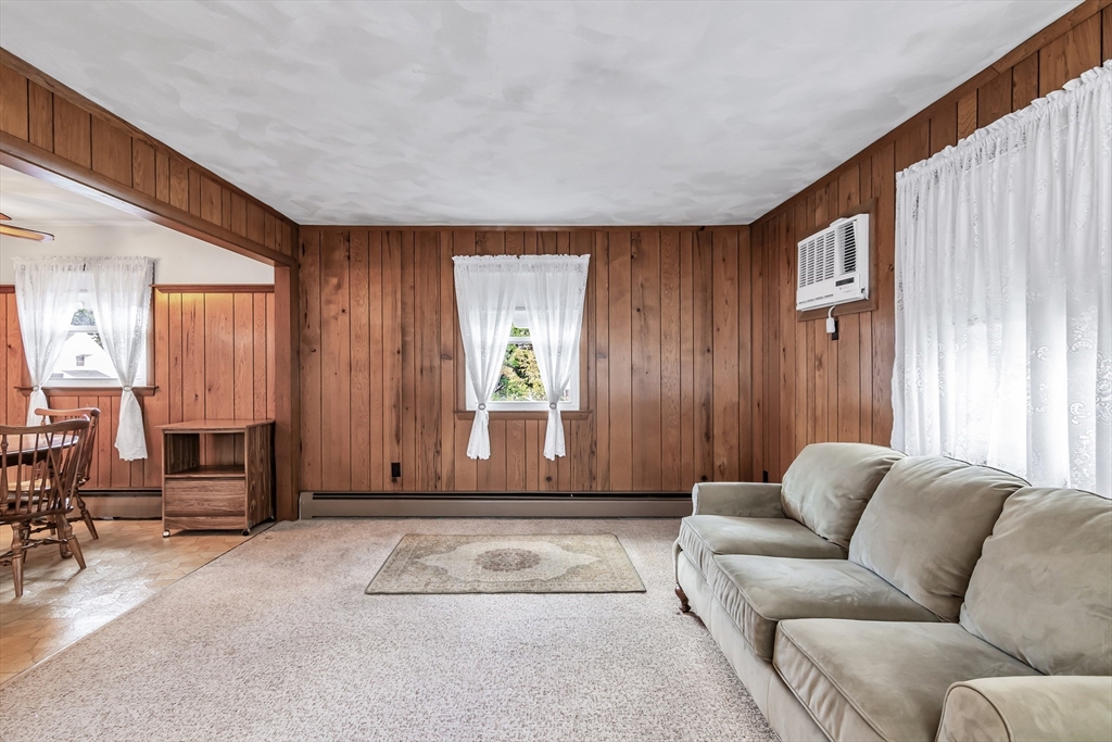 Lawrence, Massachusetts, 01843, United States, 3 Bedrooms Bedrooms, ,1 BathroomBathrooms,Residential,For Sale,1980479