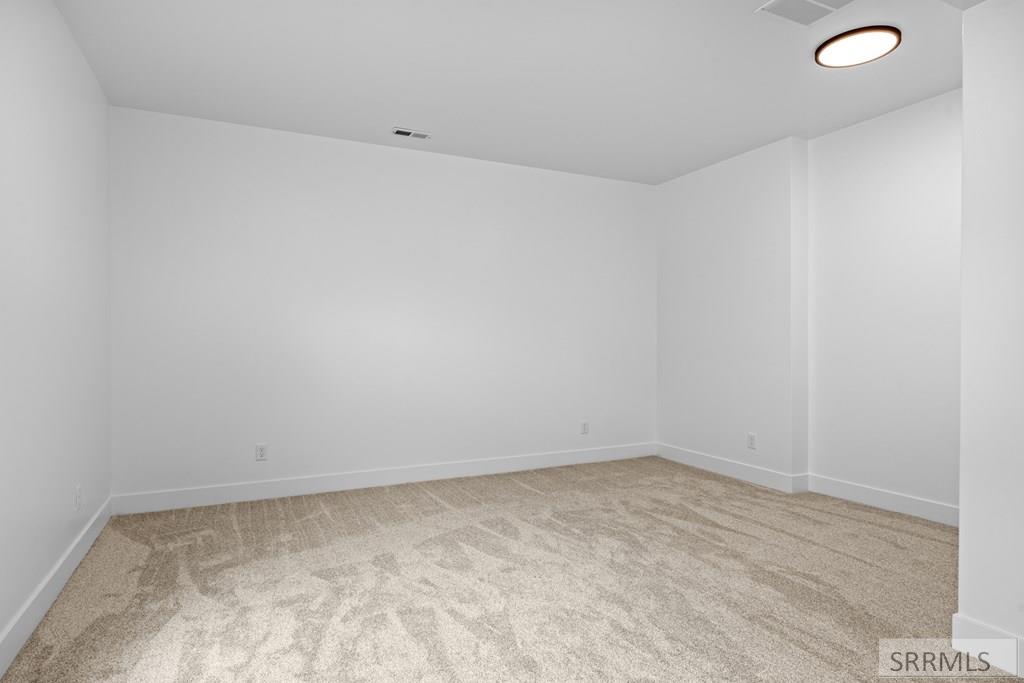 RIGBY, Idaho, 83442, United States, 5 Bedrooms Bedrooms, ,3 BathroomsBathrooms,Residential,For Sale,1943568