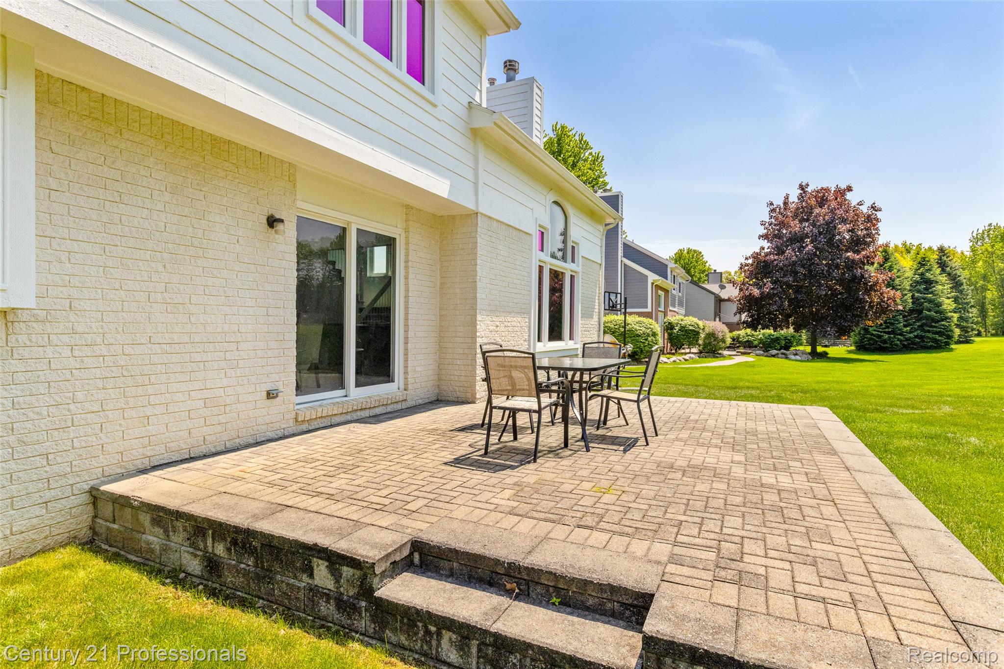 LakeOrion, Michigan, 48359, United States, 4 Bedrooms Bedrooms, ,3 BathroomsBathrooms,Residential,For Sale,1905750