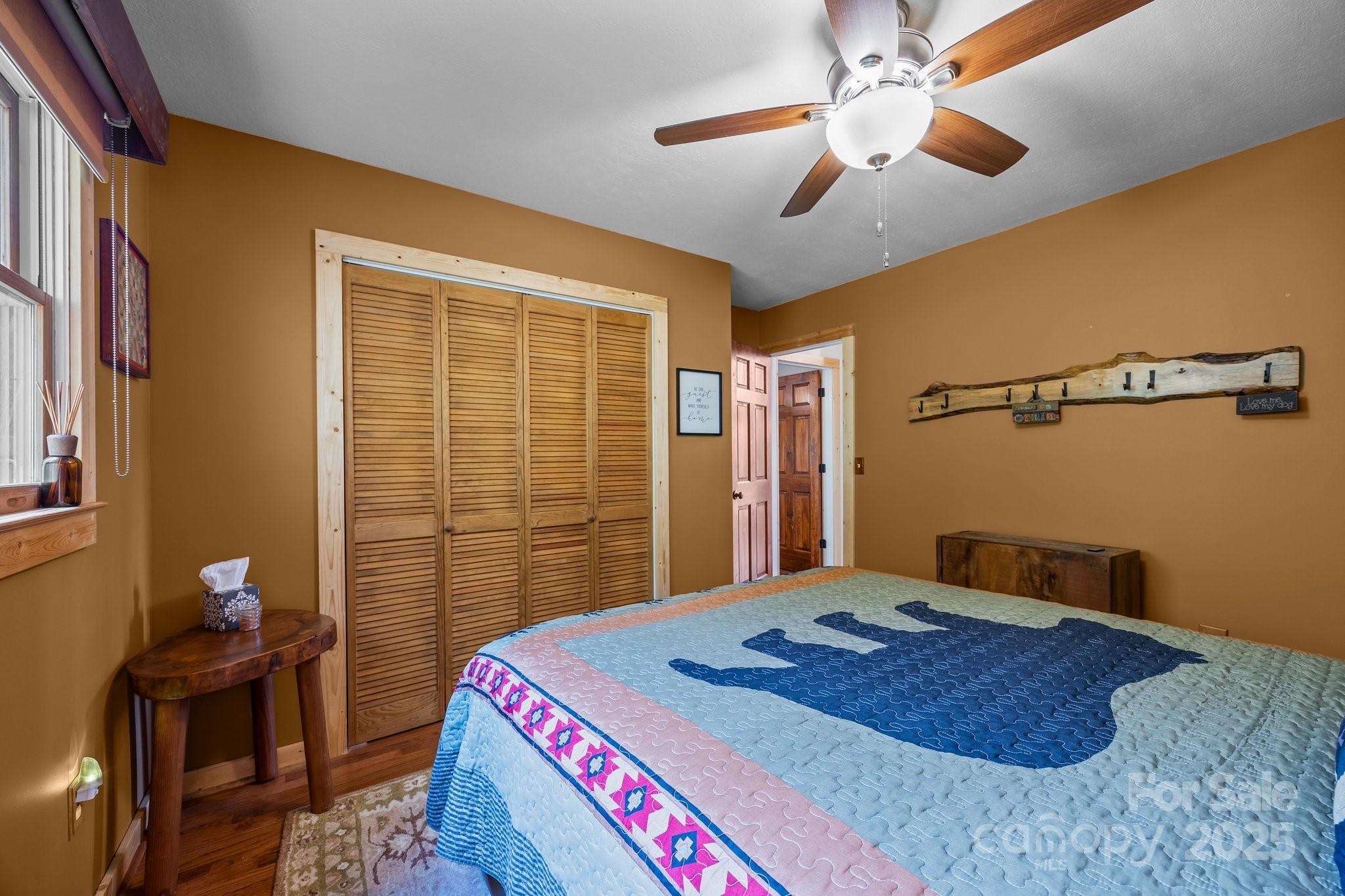 Waynesville, North Carolina, 28785, United States, 3 Bedrooms Bedrooms, ,2 BathroomsBathrooms,Residential,For Sale,1793601