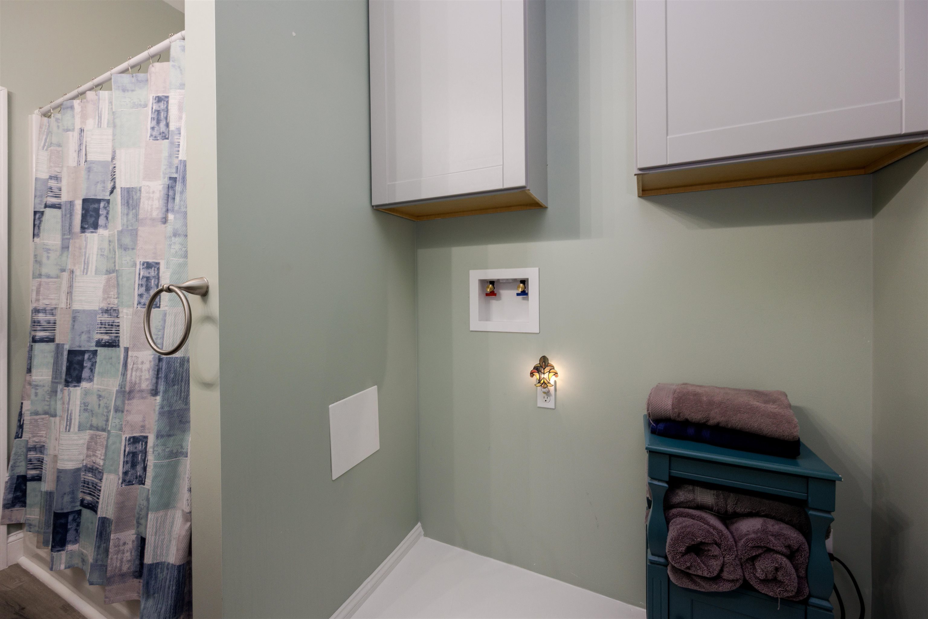 Grantham, New Hampshire, 03753, United States, 3 Bedrooms Bedrooms, ,2 BathroomsBathrooms,Residential,For Sale,1987951