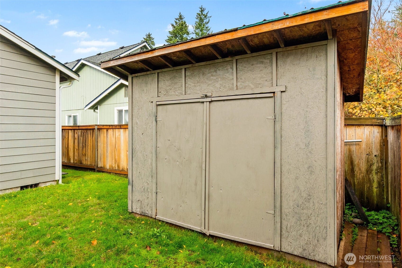 Lacey, Washington, 98513, United States, 4 Bedrooms Bedrooms, ,1 BathroomBathrooms,Residential,For Sale,1989155