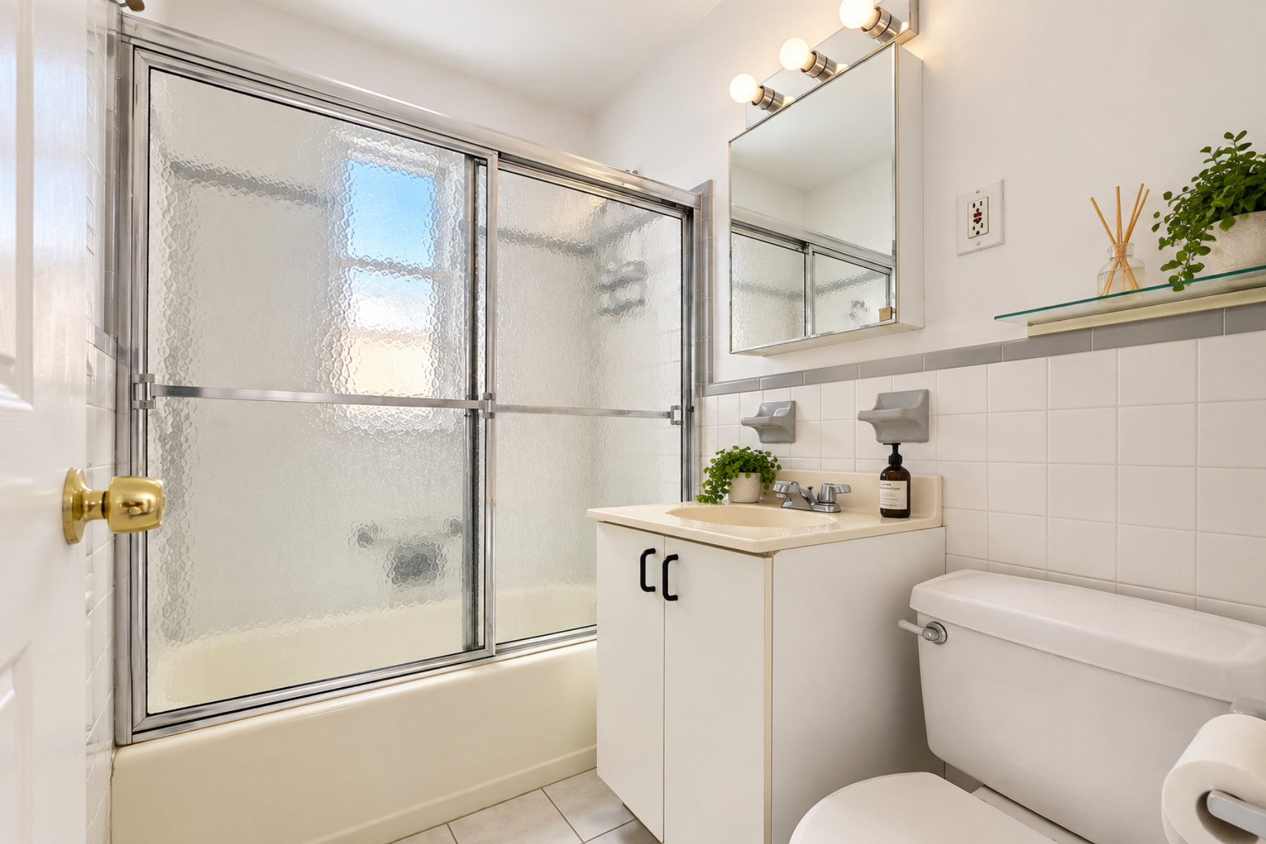  102-21 63rd Road Unit #A53, Forest Hills, NY, 11375 - 物件實景