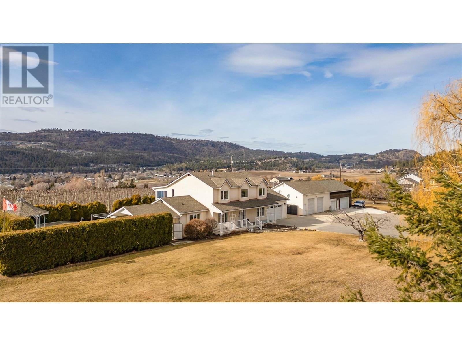 KELOWNA, British Columbia, V1V 2G6, CA, 5 Bedrooms Bedrooms, ,4 BathroomsBathrooms,Residential,For Sale,1838260