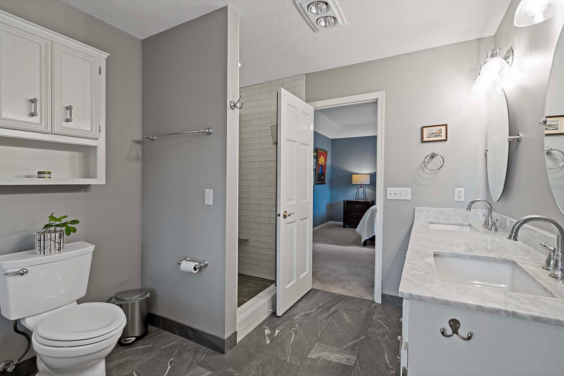 Burnsville, Minnesota, 55306, United States, 5 Bedrooms Bedrooms, ,3 BathroomsBathrooms,Residential,For Sale,1924663