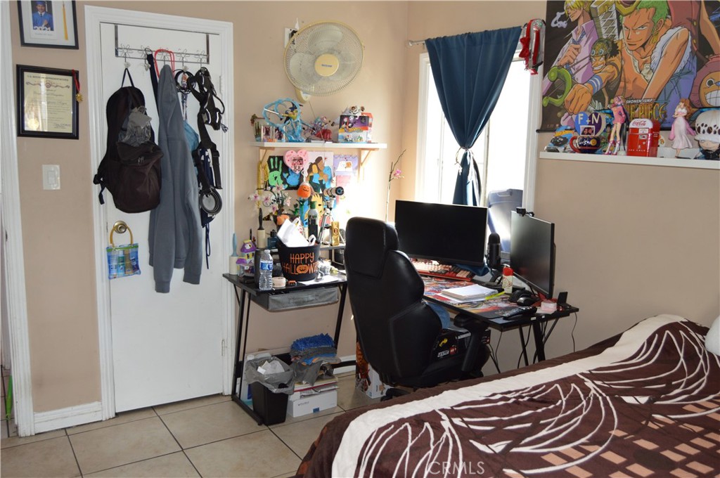 Pacoima, California, 91331, United States, 3 Bedrooms Bedrooms, ,2 BathroomsBathrooms,Residential,For Sale,1935822