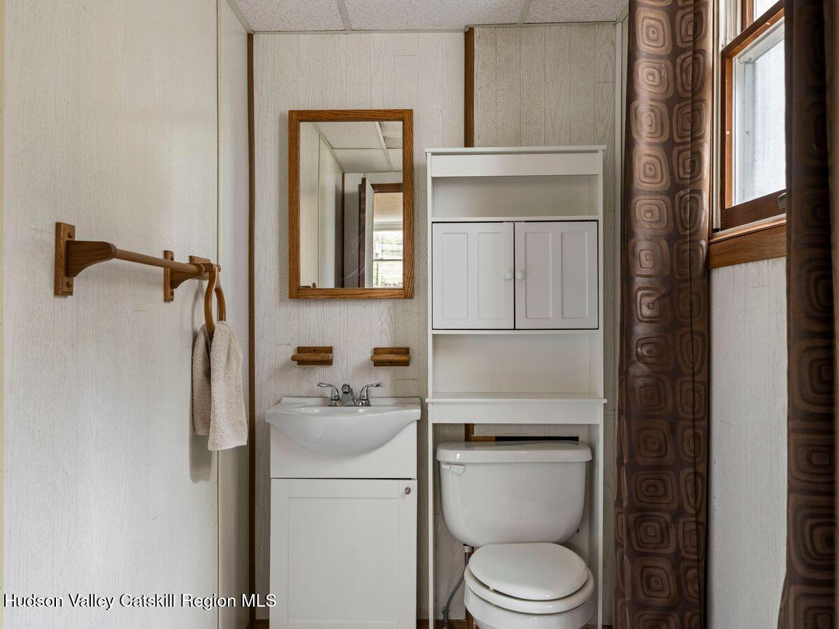 Gardiner, New York, 12525, United States, 3 Bedrooms Bedrooms, ,2 BathroomsBathrooms,Residential,For Sale,1968817