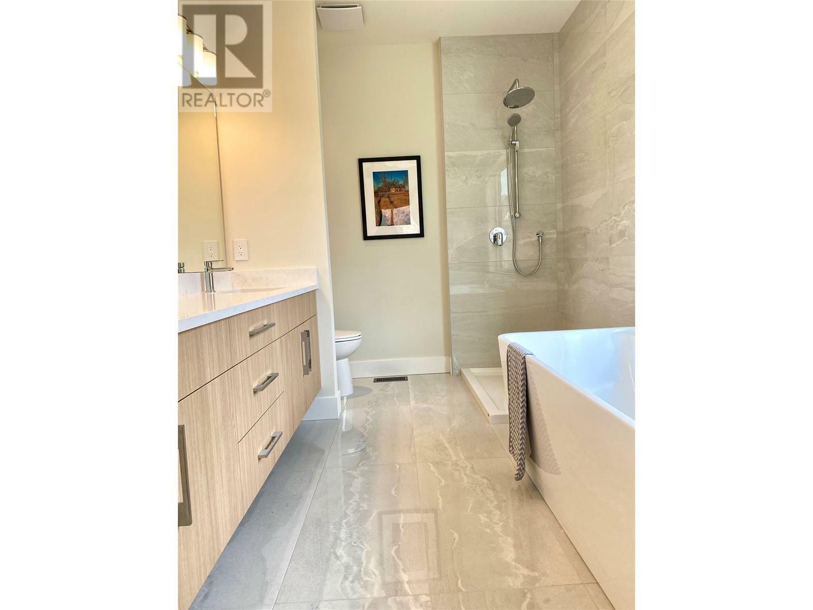 GRAND FORKS, British Columbia, V0H 1H0, CA, 4 Bedrooms Bedrooms, ,4 BathroomsBathrooms,Residential,For Sale,1837825