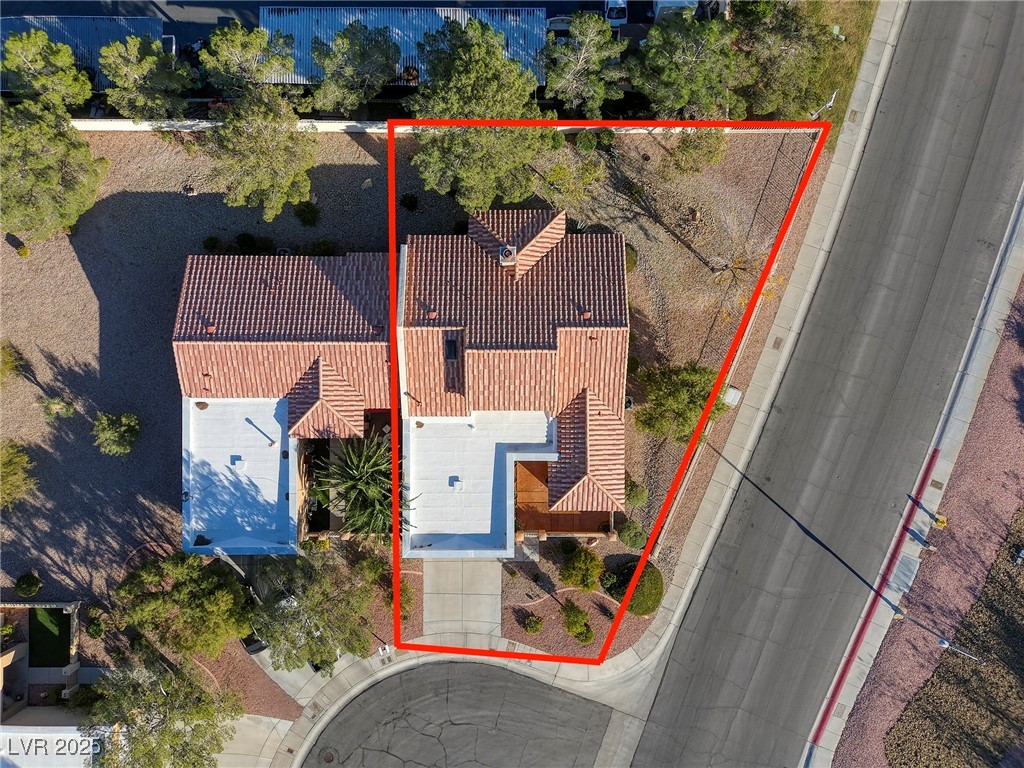 Las Vegas, Nevada, 89134, United States, 2 Bedrooms Bedrooms, ,1 BathroomBathrooms,Residential,For Sale,1999862