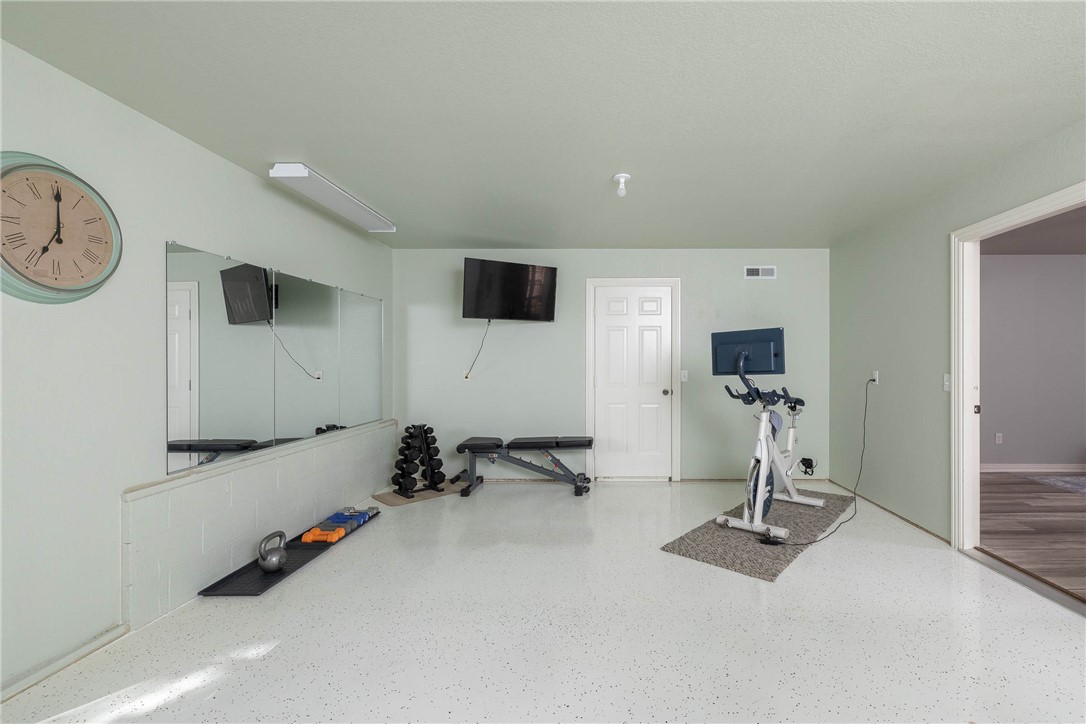 Bella Vista, Arkansas, 72714, United States, 4 Bedrooms Bedrooms, ,4 BathroomsBathrooms,Residential,For Sale,1918592