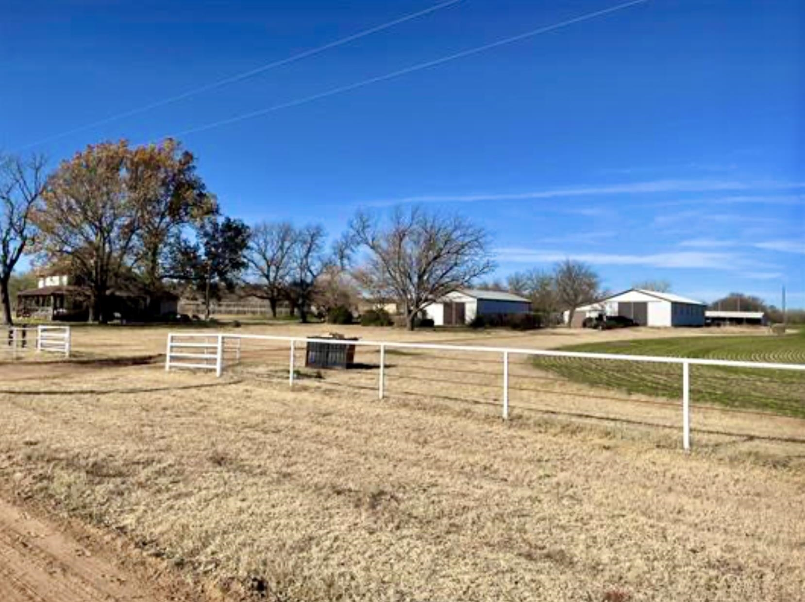 11292 NE Plumthicket Rd, Sharon, Kansas, 67138, United States, 6 Bedrooms Bedrooms, ,4 BathroomsBathrooms,Residential,For Sale,11292 NE Plumthicket Rd ,1559542