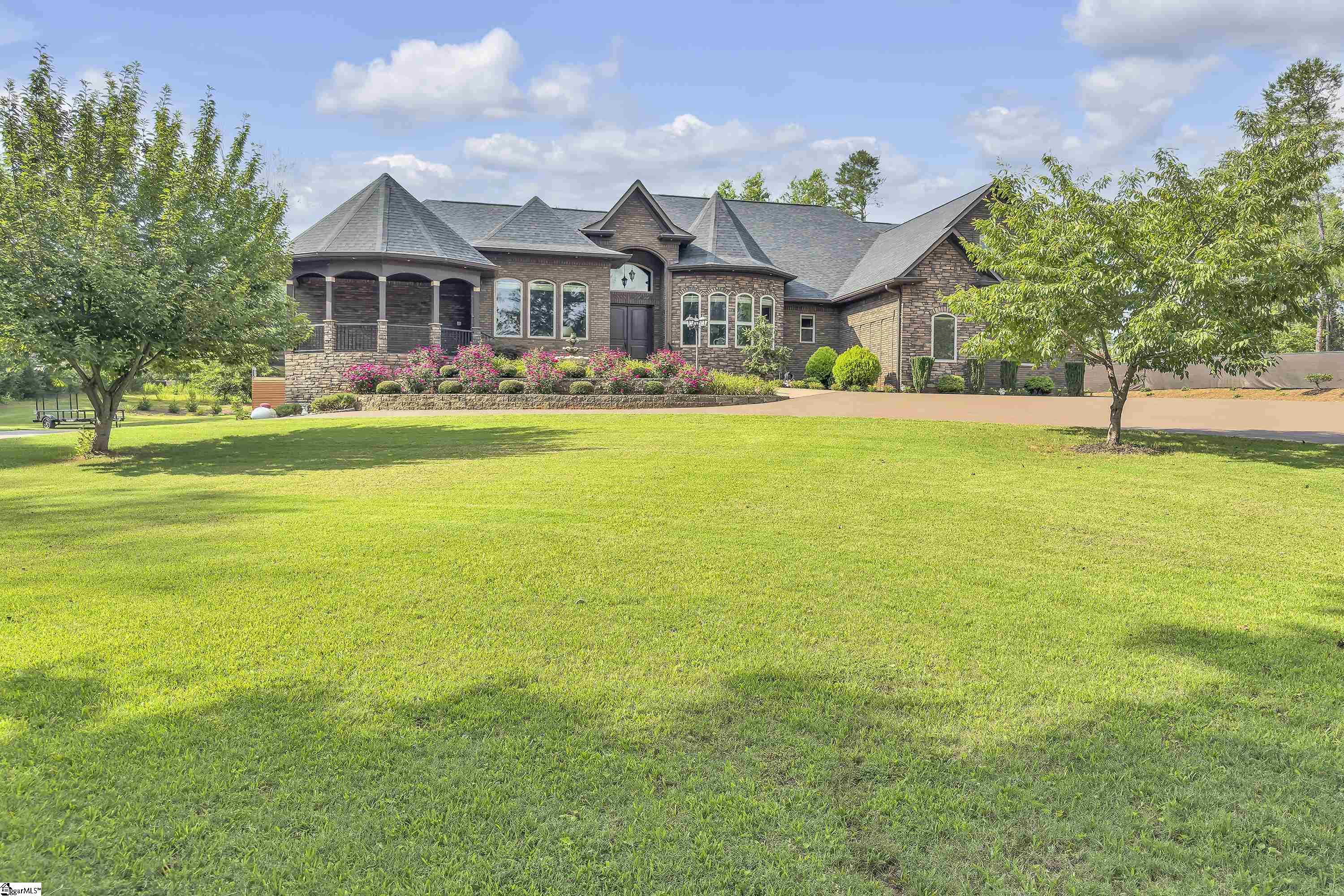 Inman, South Carolina, 29349, United States, 4 Bedrooms Bedrooms, ,4 BathroomsBathrooms,Residential,For Sale,1885361