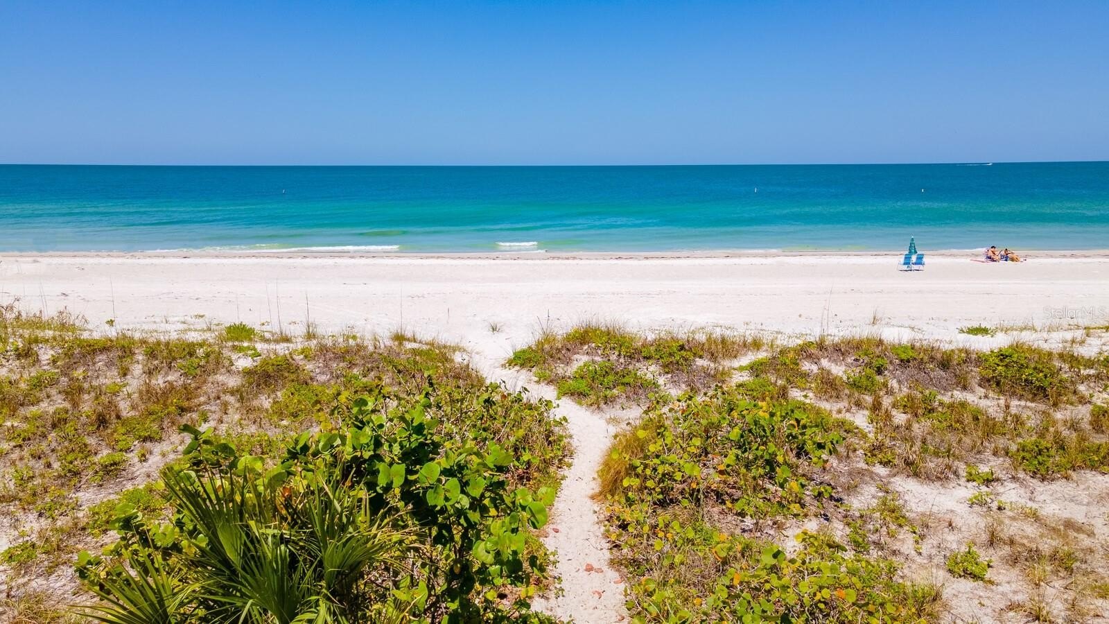 BELLEAIR BEACH, Florida, 33786, United States, 2 Bedrooms Bedrooms, ,2 BathroomsBathrooms,Residential,For Sale,1869457