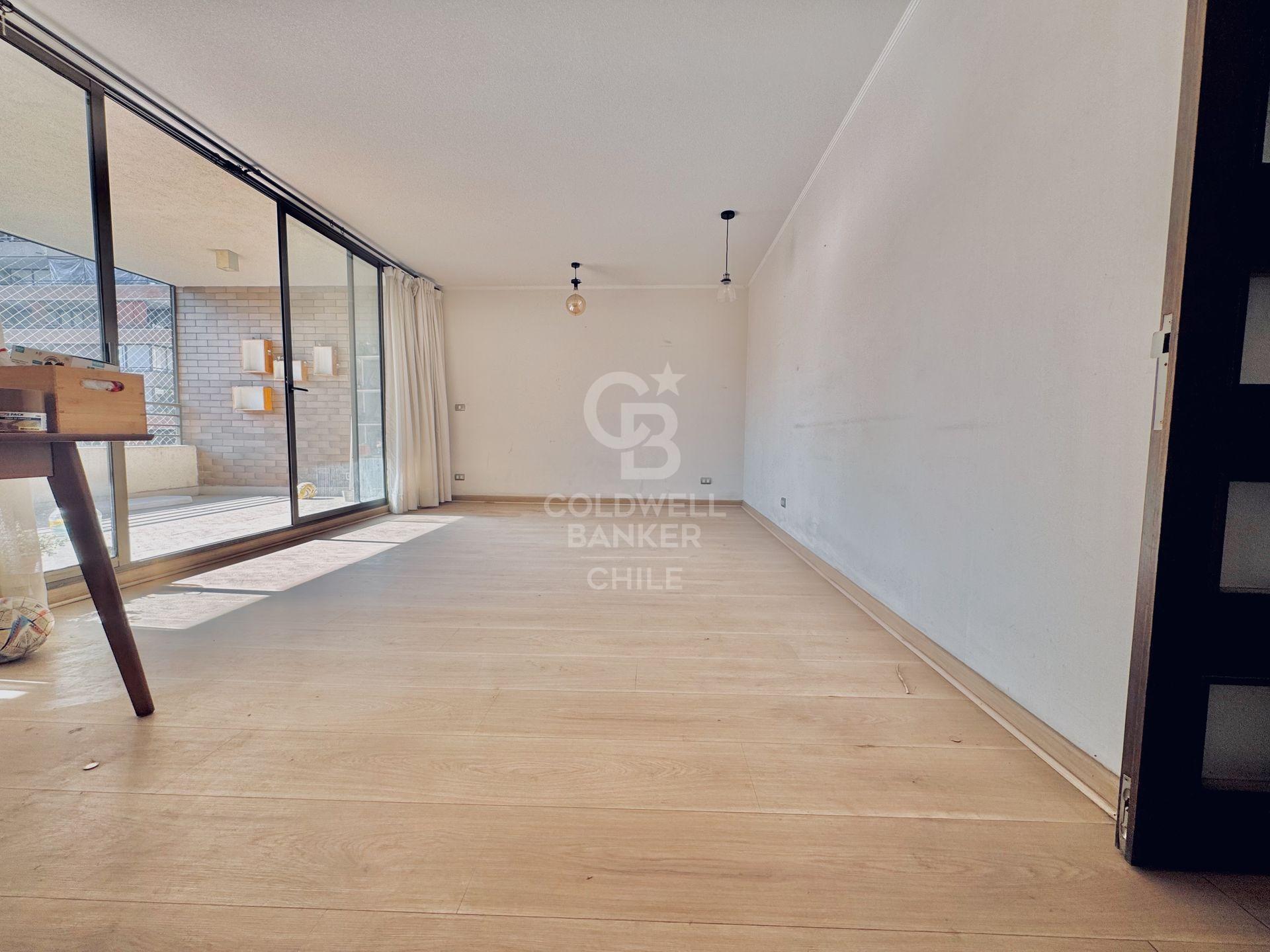 Las Condes, Chile, 4 Bedrooms Bedrooms, ,3 BathroomsBathrooms,Residential,For Sale,1859917