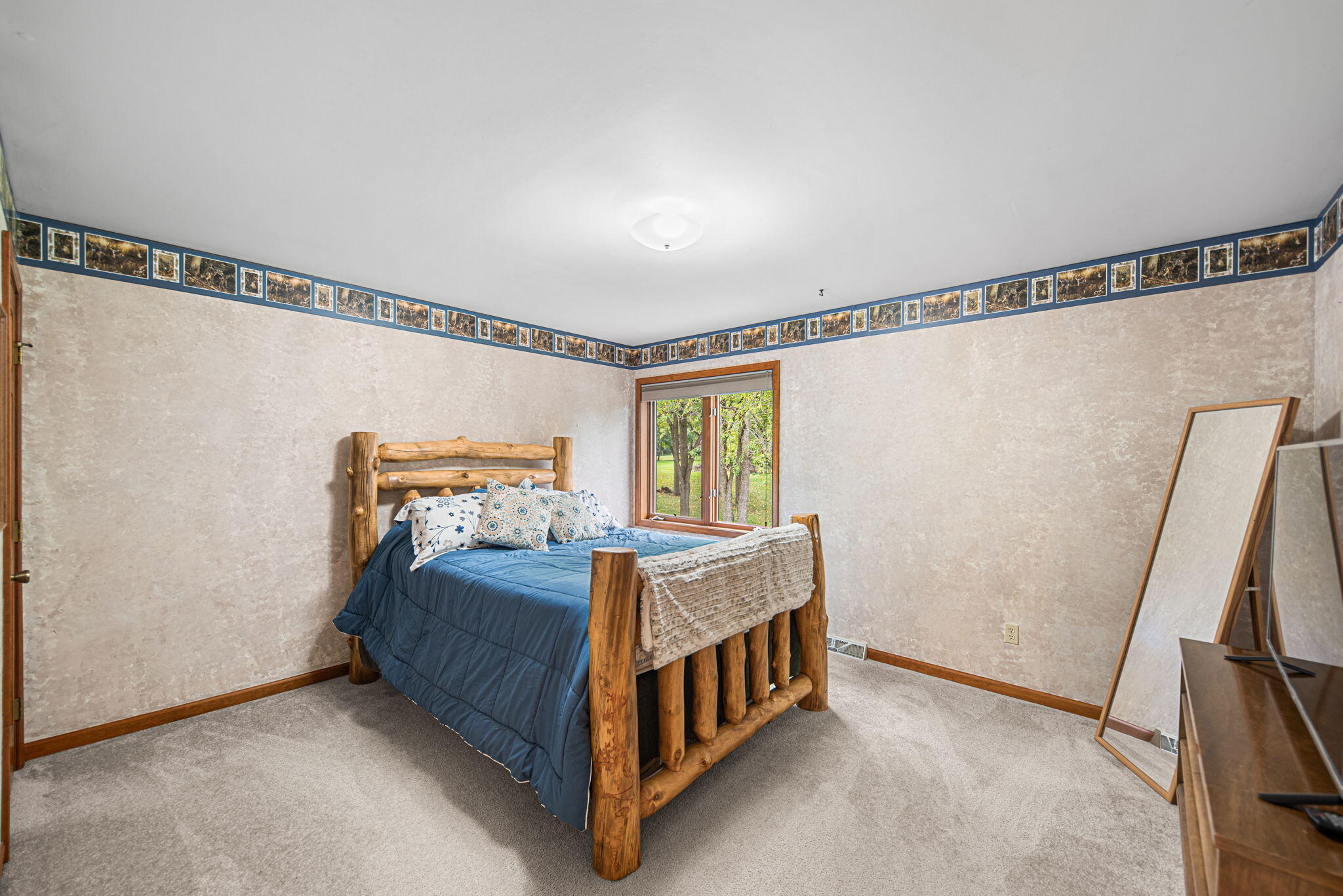 Valparaiso, Indiana, 46385, United States, 4 Bedrooms Bedrooms, ,1 BathroomBathrooms,Residential,For Sale,1956589