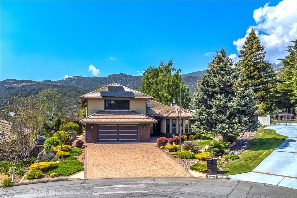 Yucaipa, California, 92399, United States, 3 Bedrooms Bedrooms, ,3 BathroomsBathrooms,Residential,For Sale,1792415