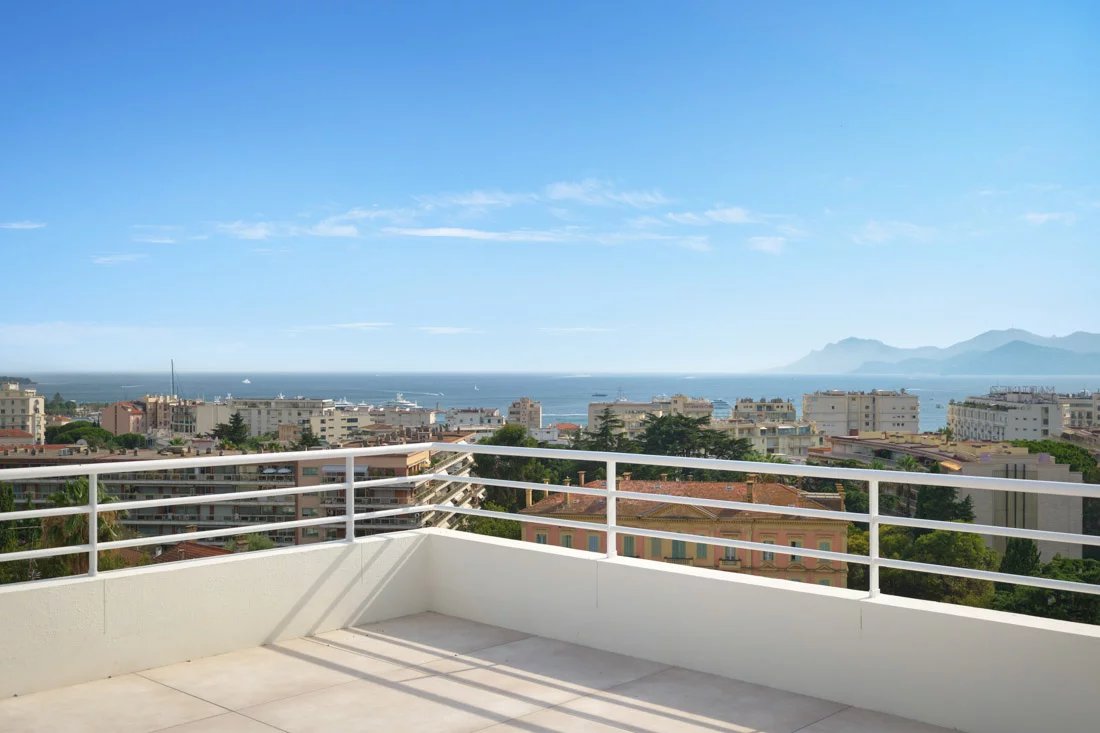 Cannes, Provence-Alpes-Côte d?Azur, 06400, FR, 3 Bedrooms Bedrooms, ,3 BathroomsBathrooms,Residential,For Sale,1413929