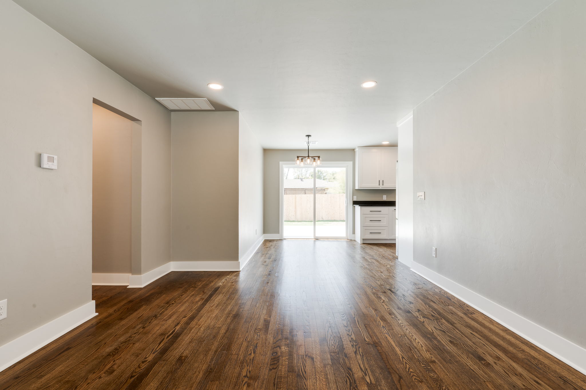  1518 Carlisle Court, The Village, OK 73120 - 物件實景