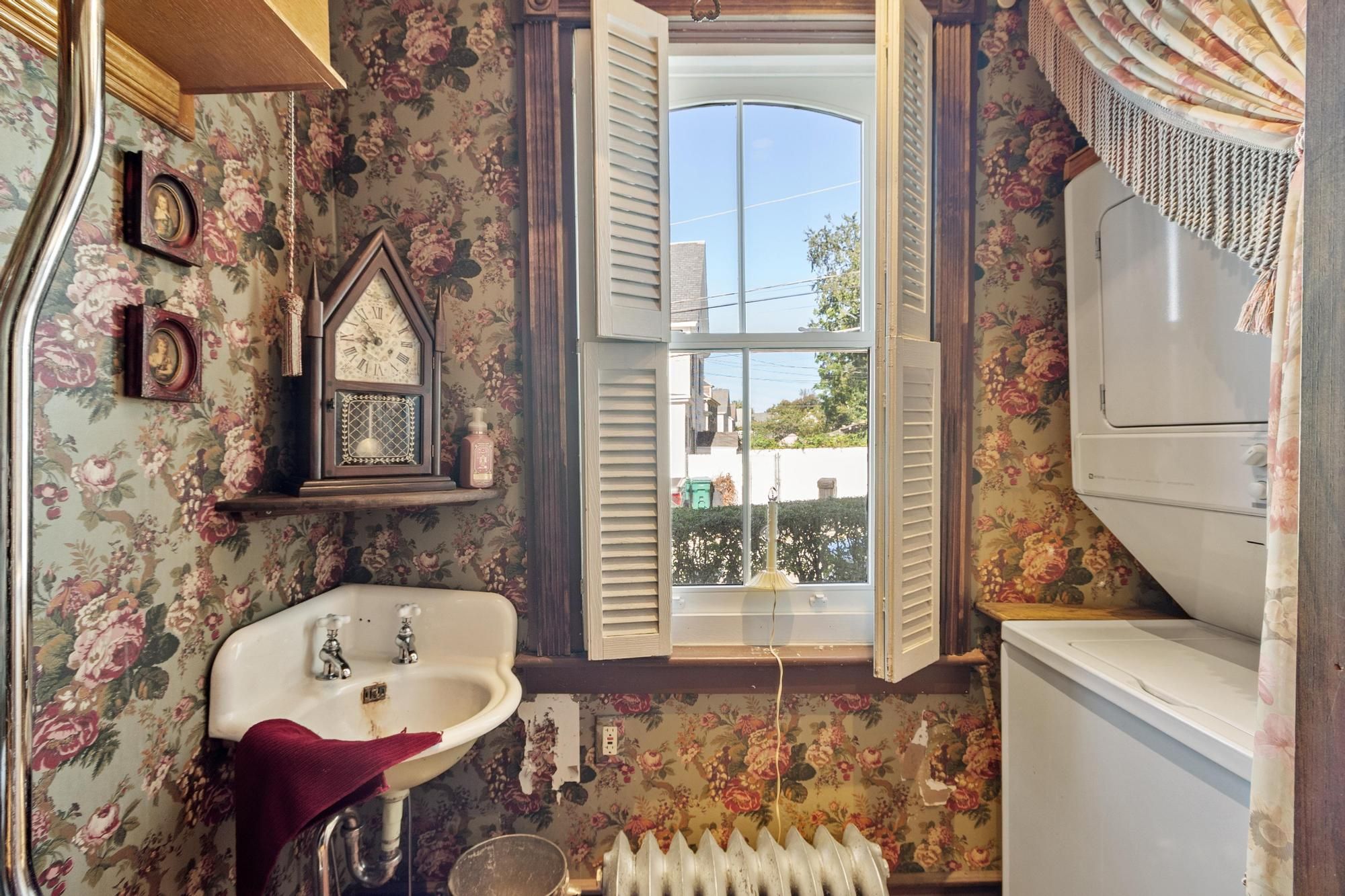  139 Methuen St., Lowell, MA, 01850 - 物件實景