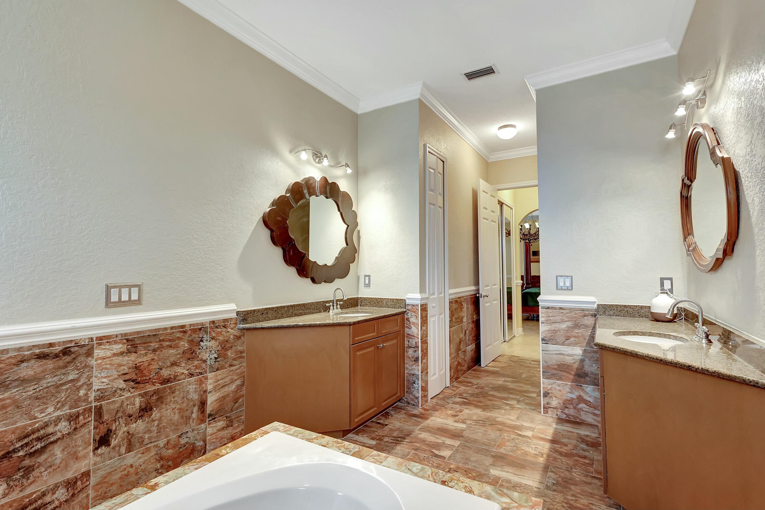 Port Saint Lucie, Florida, 34984, United States, 5 Bedrooms Bedrooms, ,3 BathroomsBathrooms,Residential,For Sale,1856028