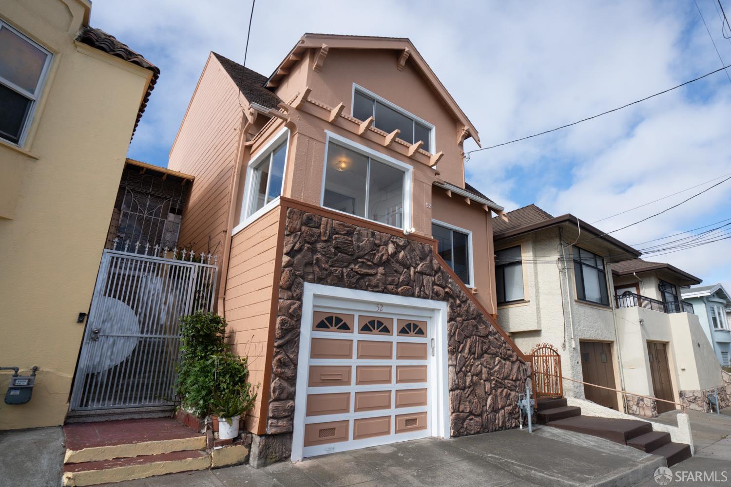 San Francisco, California, 94112, United States, 2 Bedrooms Bedrooms, ,3 BathroomsBathrooms,Residential,For Sale,1933594
