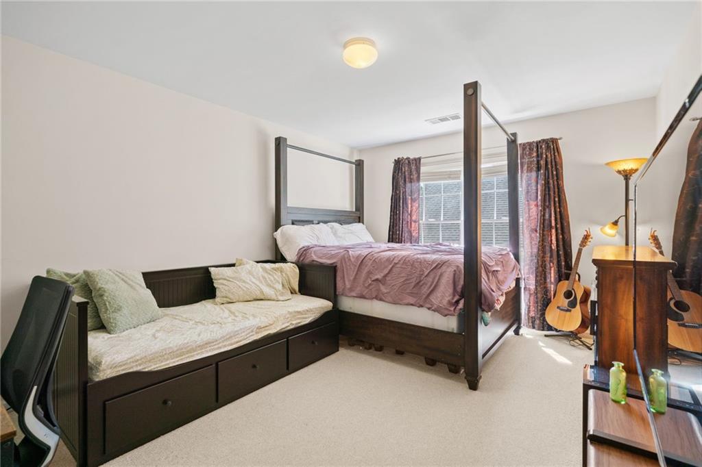 Roswell, Georgia, 30075, United States, 4 Bedrooms Bedrooms, ,3 BathroomsBathrooms,Residential,For Sale,1986078