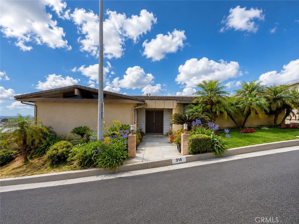 Monterey Park, California, 91754, United States, 4 Bedrooms Bedrooms, ,3 BathroomsBathrooms,Residential,For Sale,2043971