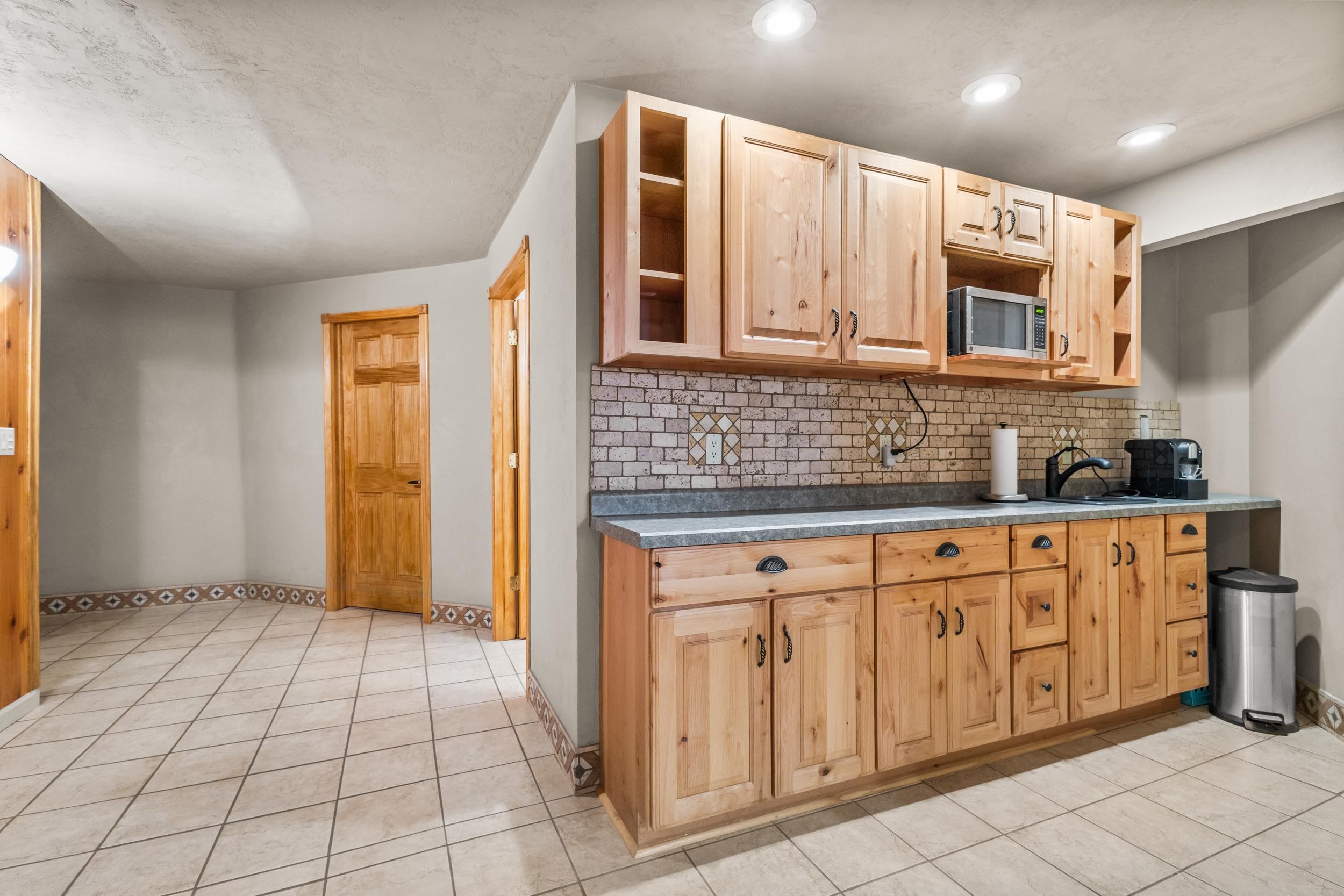 Neenah, Wisconsin, 54956, United States, 3 Bedrooms Bedrooms, ,4 BathroomsBathrooms,Residential,For Sale,1938221