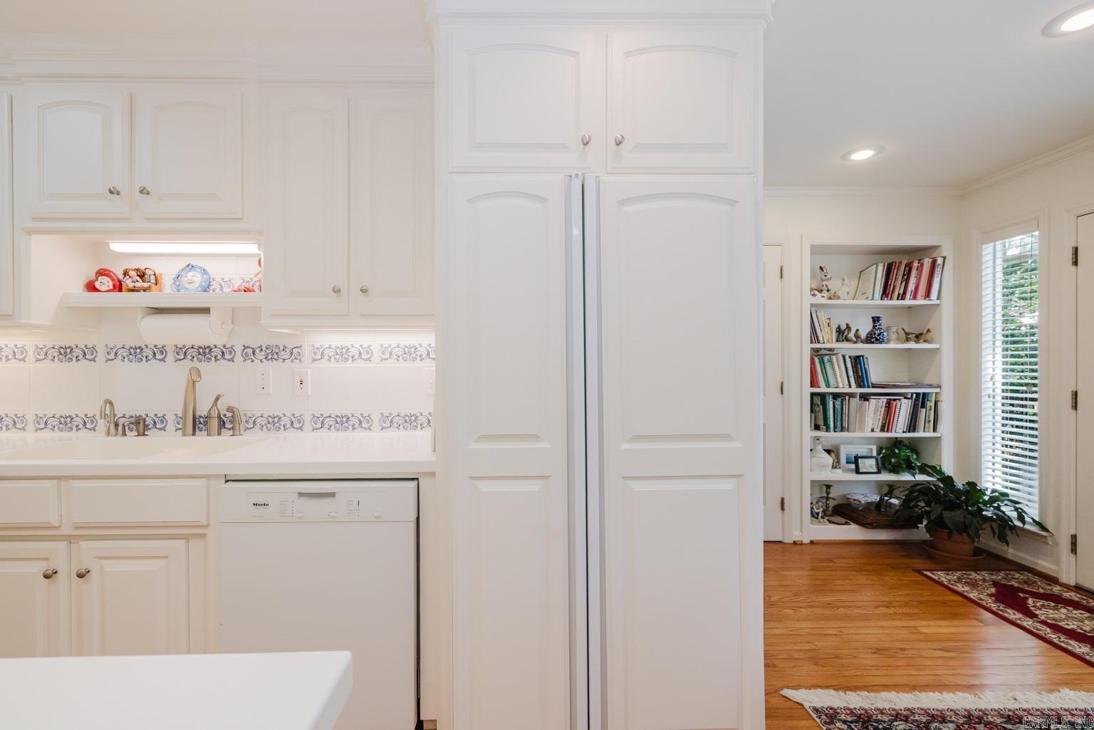 Little Rock, Arkansas, 72212, United States, 5 Bedrooms Bedrooms, ,5 BathroomsBathrooms,Residential,For Sale,1975952