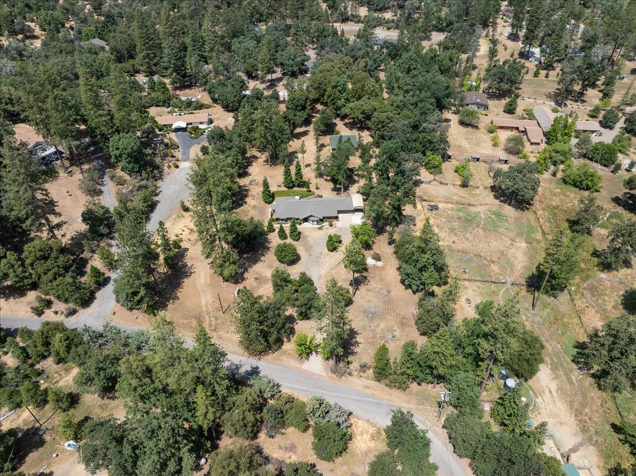 Oakhurst, California, 93644, United States, 4 Bedrooms Bedrooms, ,2 BathroomsBathrooms,Residential,For Sale,1922823