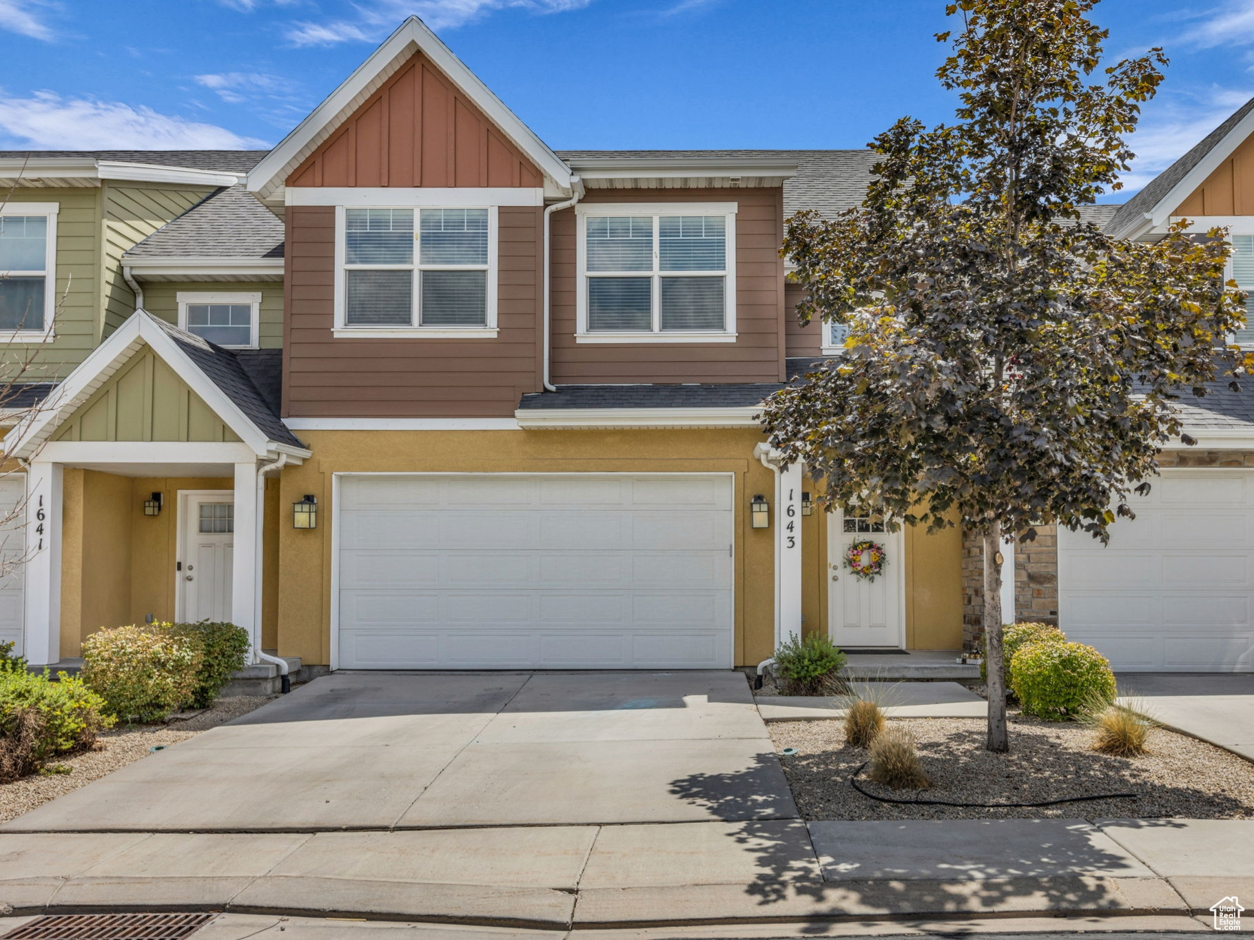 West Jordan, Utah, 84084, United States, 4 Bedrooms Bedrooms, ,4 BathroomsBathrooms,Residential,For Sale,1906081