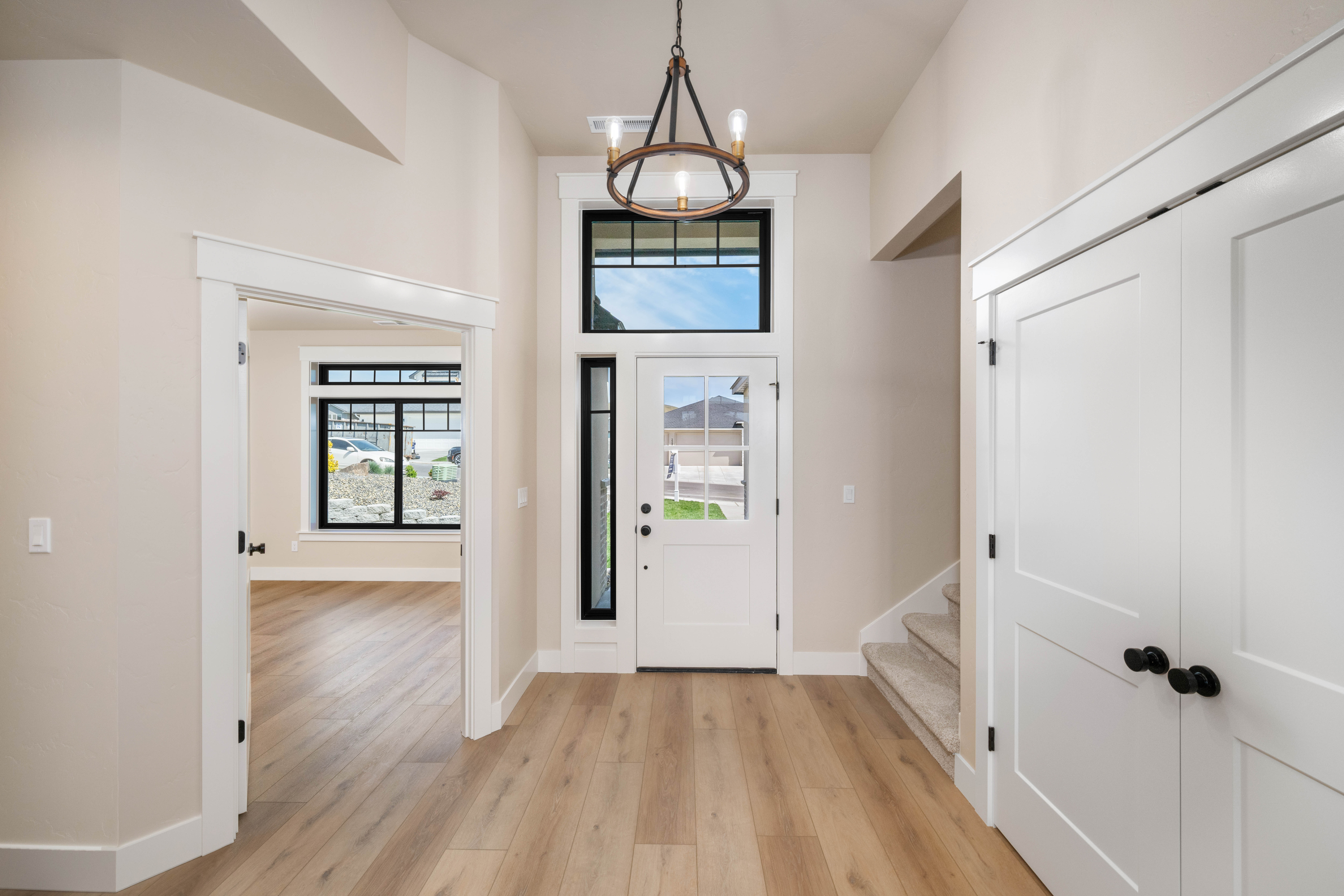  Brand new rambler with bonus room/ South Richland - 物件實景